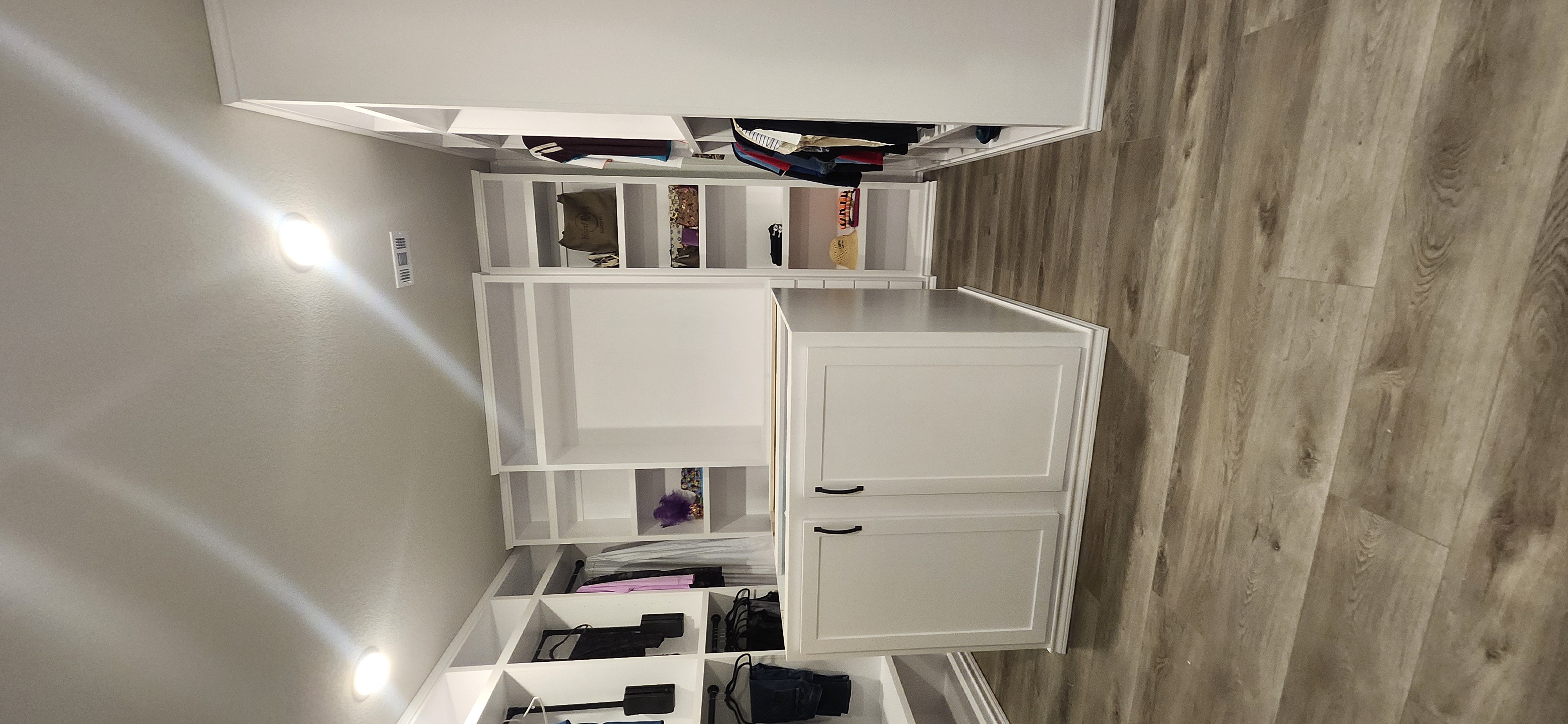 Cabinet & Trim 28